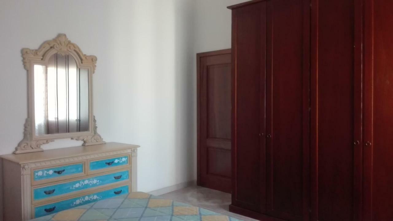 Sunflower House Siniscola Bagian luar foto